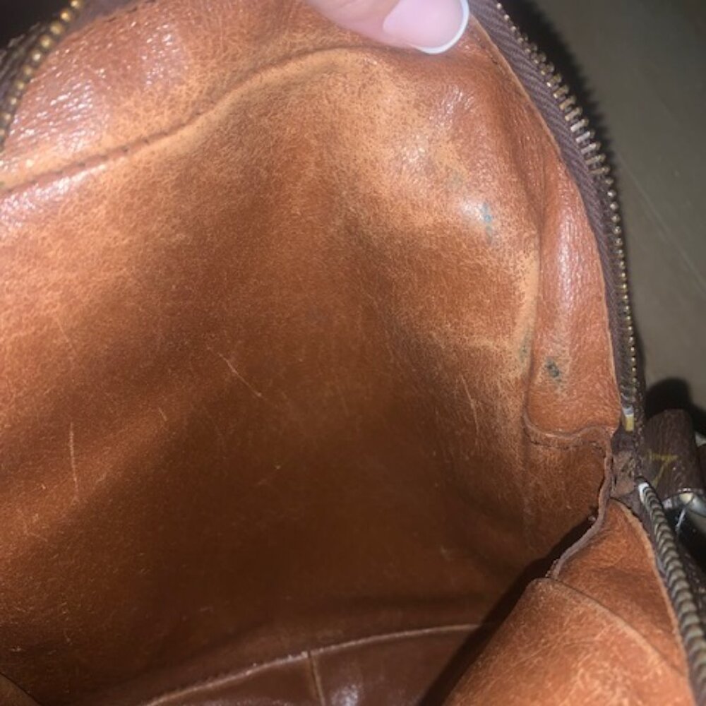 ✨👜 Authentic Louis Vuitton Vintage Monogram Canvas Marceau PM Messenger Bag 👜✨ - Picture 12 of 13